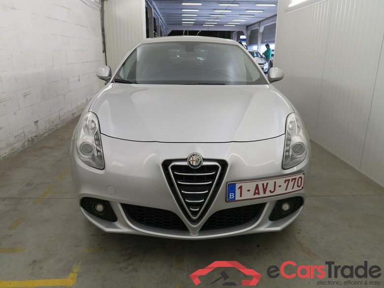 ALFA ROMEO GIULIETTA 2.0 JTD M-Jet Distinctive Start&St. Navi Leather Klima PDC... #2