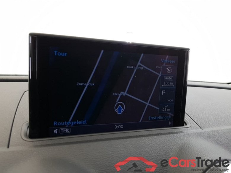 AUDI A3 SB 1.6 TDI Xenon Navi Sport-Leather PDC Klima #4