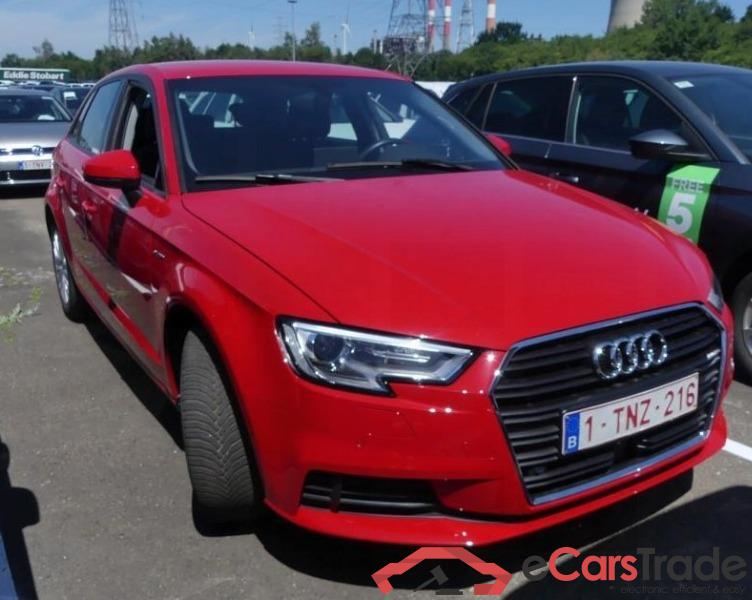 Audi A3 SB 1.4 TFSI G-Tron Aut. Xenon Navi Keyless-Go Klima PDC ... #2