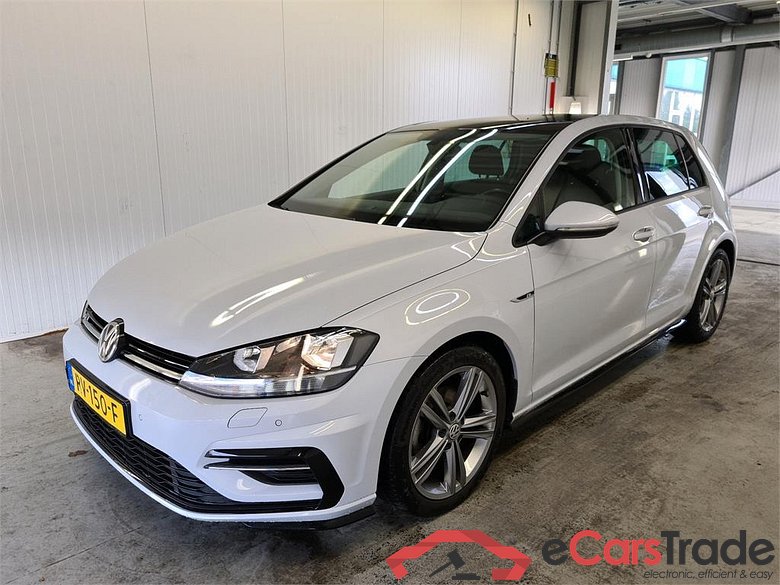 VOLKSWAGEN GOLF 1.6 TDI Highline