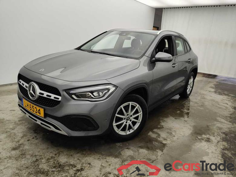 MERCEDES CLASSE GLA DIESEL - 2020 GLA 200 d 150 business Solution 5d Auto