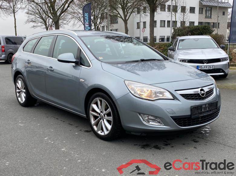 Opel Innovation Astra J Sports Tourer #2
