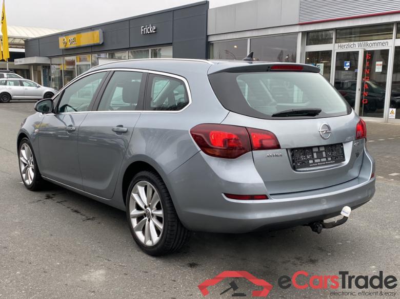 Opel Innovation Astra J Sports Tourer #5