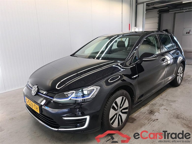 VOLKSWAGEN e-Golf E-DITION