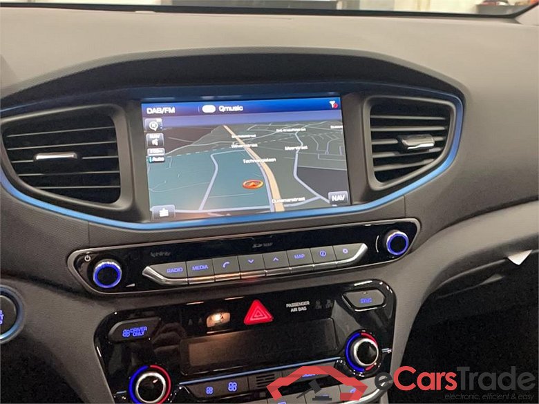 Hyundai Ioniq 1.6 GDI Hybrid Aut. Navi KeylessGo Klima PDC ... #5