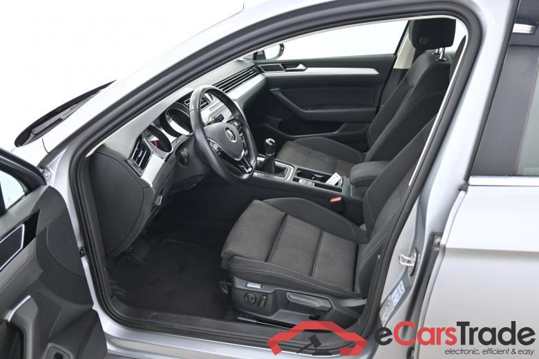 Volkswagen Passat 2.0 TDi 150Hp Comfortline LED-Xenon Navi Camera KeylessGo Klima PDC SCR Euro6 ... #5 Volkswagen Passat 2.0 TDi 150Hp Comfortline LED-Xenon Navi Camera KeylessGo Klima PDC SCR Euro6 ... #5