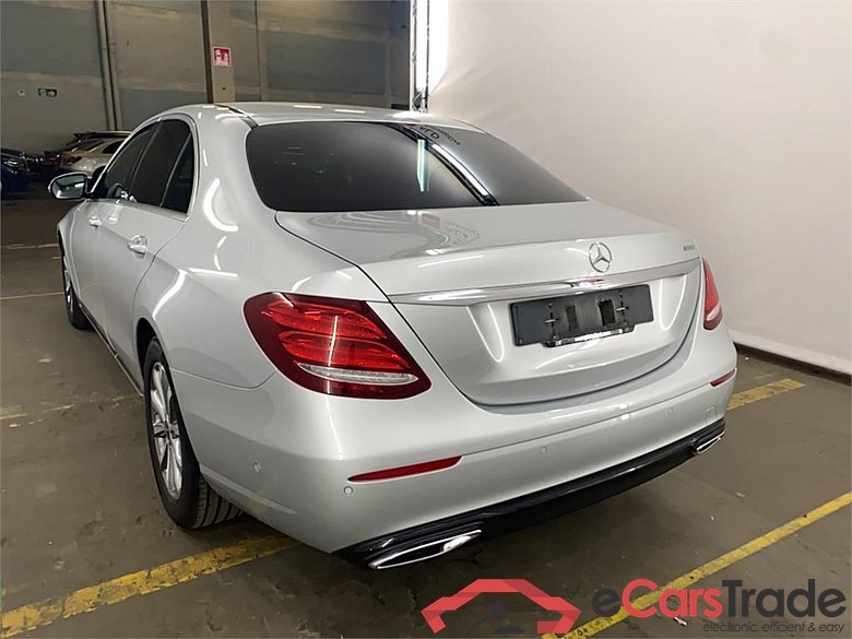 MERCEDES-BENZ E-Klasse 1.6 E 200 D BUSINESS SOLUTION LIM AUTO #4