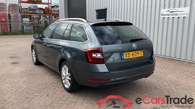 SKODA OCTAVIA COMBI 1.0tsi greentech style business 85kW  #3