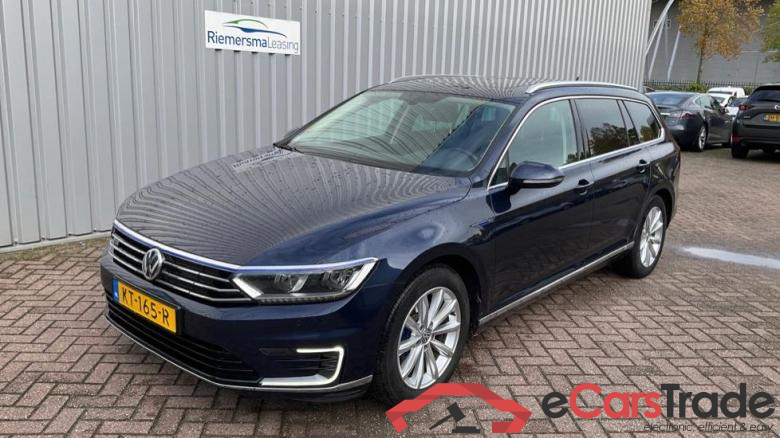 VOLKSWAGEN PASSAT VARIANT 1.4tsi plug-in phev gte connected series plus dsg aut