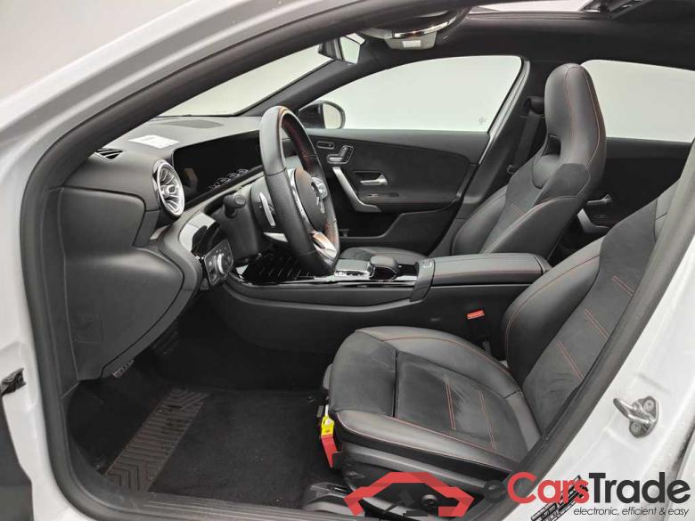 Mercedes-Benz A-Klasse A 180 d DCT Launch Edition 