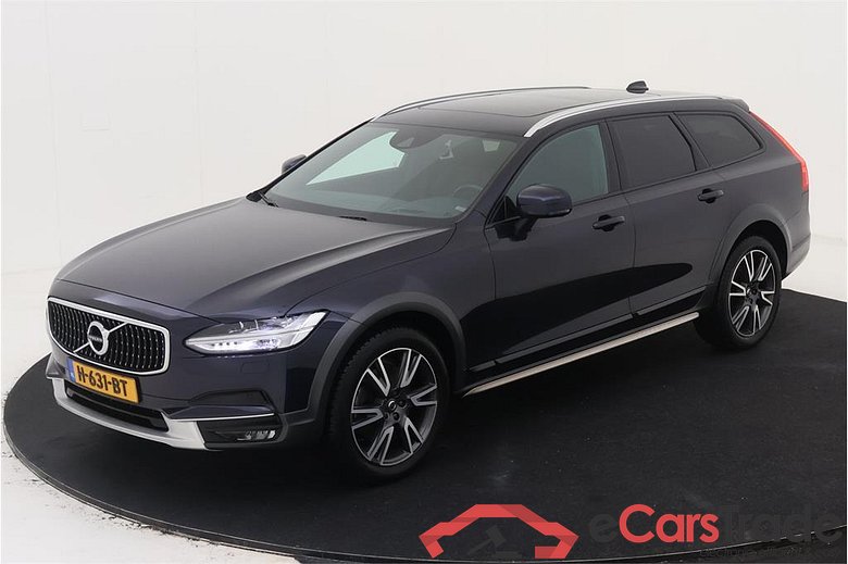 VOLVO V90 Cross Country 184 kW #1