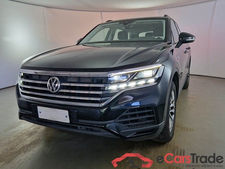 VOLKSWAGEN TOUAREG / 2018 / 5P / SUV 3.0 V6 TDI SCR 210KW STYLE #1