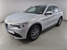 AlfaRomeo N1 BUS AT8 ALFA ROMEO STELVIO / 2017 / 5P / SUV 2.2 TURBO DIESEL 160CV BUSINES AT8 RWD (AUTOCARRO)