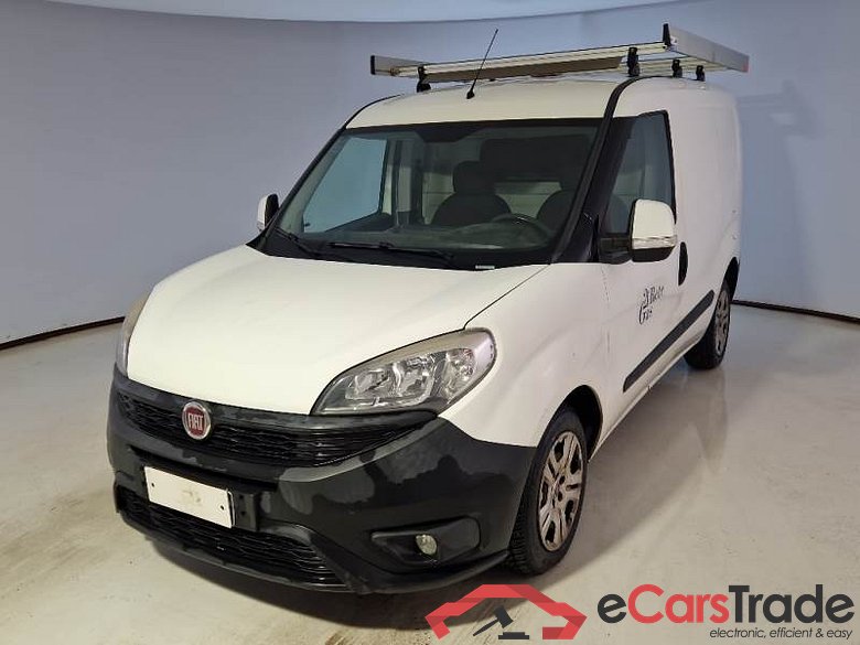 Fiat 44 FIAT DOBLÒ CARGO / 2014 / 4P / VETT. FURGONATA 1.6 MULTIJET 16V 105CV SX EURO 6 #1
