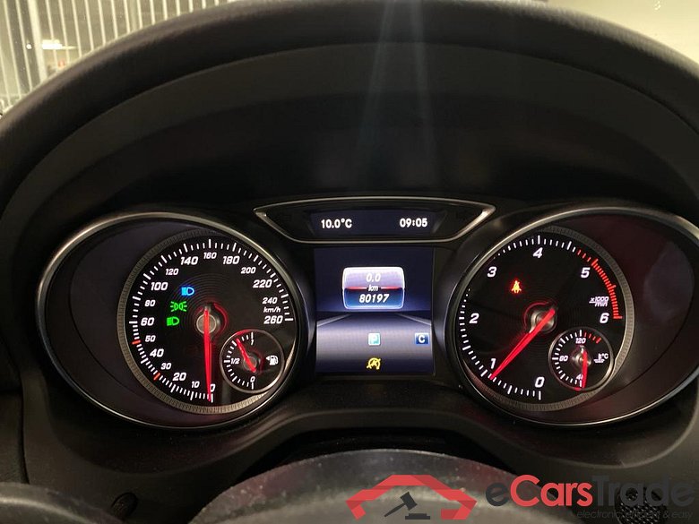 MERCEDES - MER CLA SHOOTING BRAKE 180 D Design AMG Line & Professional Pack & Night #5