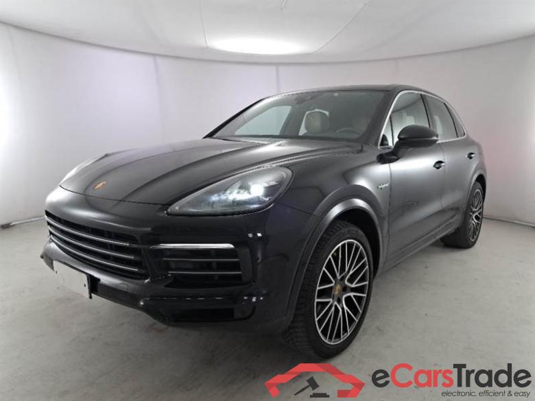 Porsche 16 PORSCHE CAYENNE / 2017 / 5P / SUV 3.0 V6 E-HYBRID #1