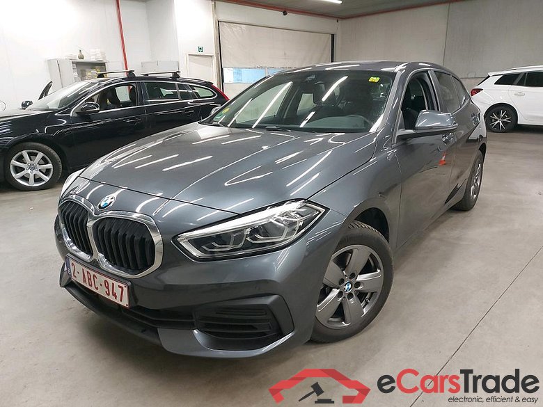BMW - BMW 1 HATCH 116dA 116PK Advantage Pack Business With Heated Seats & PDC Front & Rear #1