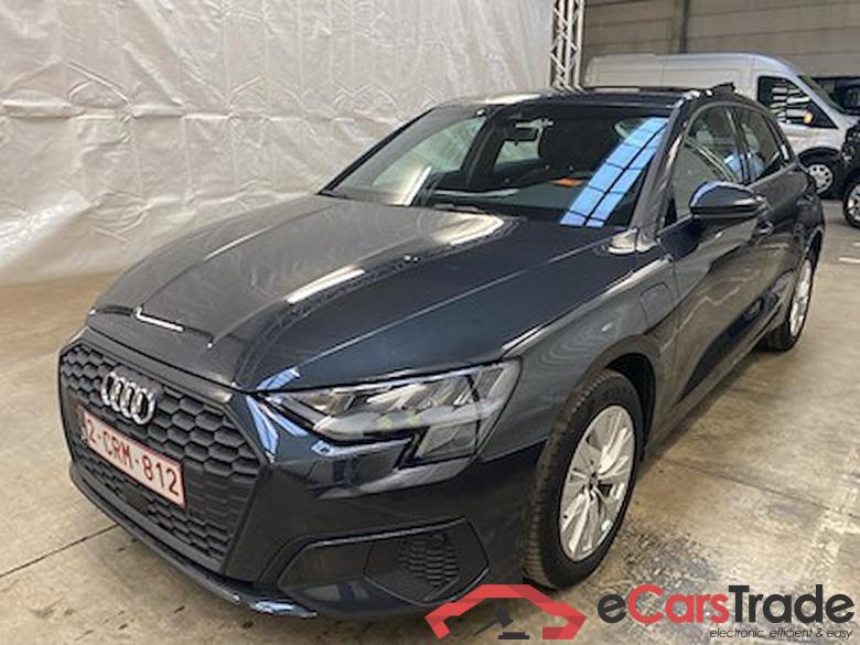 AUDI A3 SPORTBACK 1.4 40 TFSI E S TRONIC SPORTB ATTRACTION Light module 1 Business #1