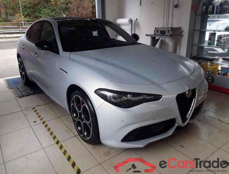 Alfa_romeo Competizione Q4 GIULIA #2