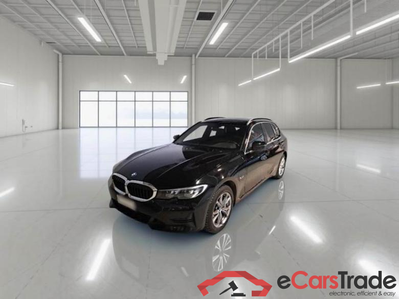 BMW 172 BMW SERIE 3 / 2018 / 5P / STATION WAGON 330E XDRIVE SPORT TOURING AUTO