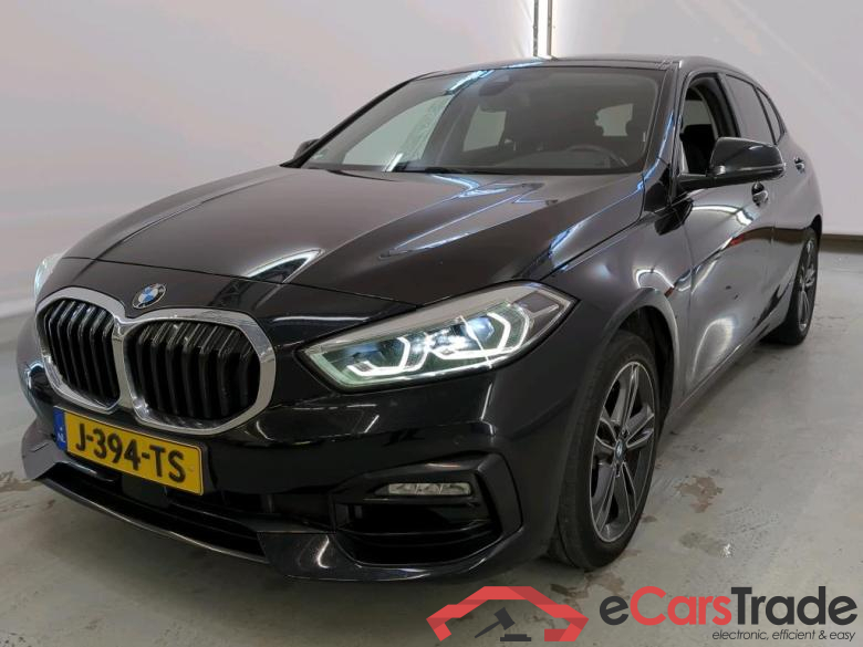BMW 1 Serie '19 BMW 1 Serie 118iA Corporate Executive Sport 5d