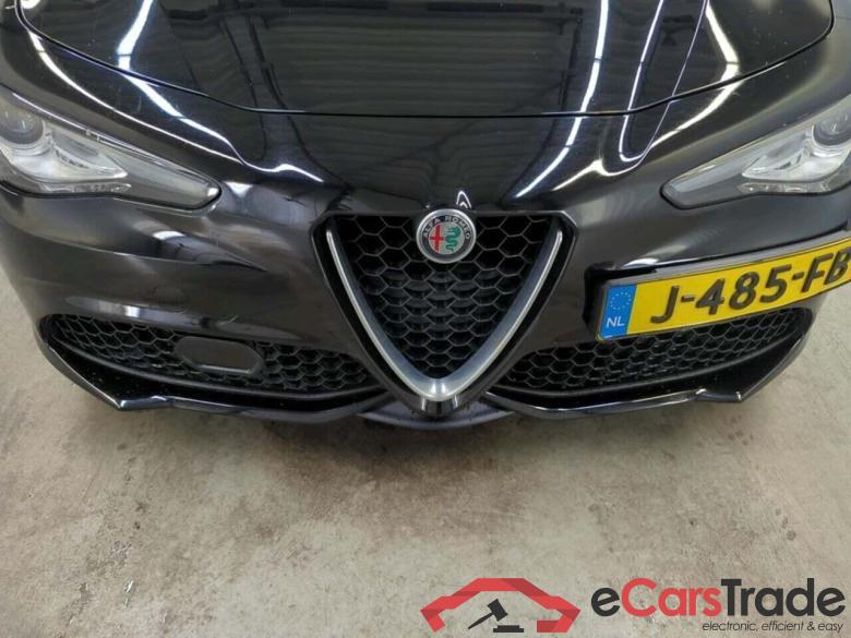 Alfa Romeo Giulia 2.0T Super #4