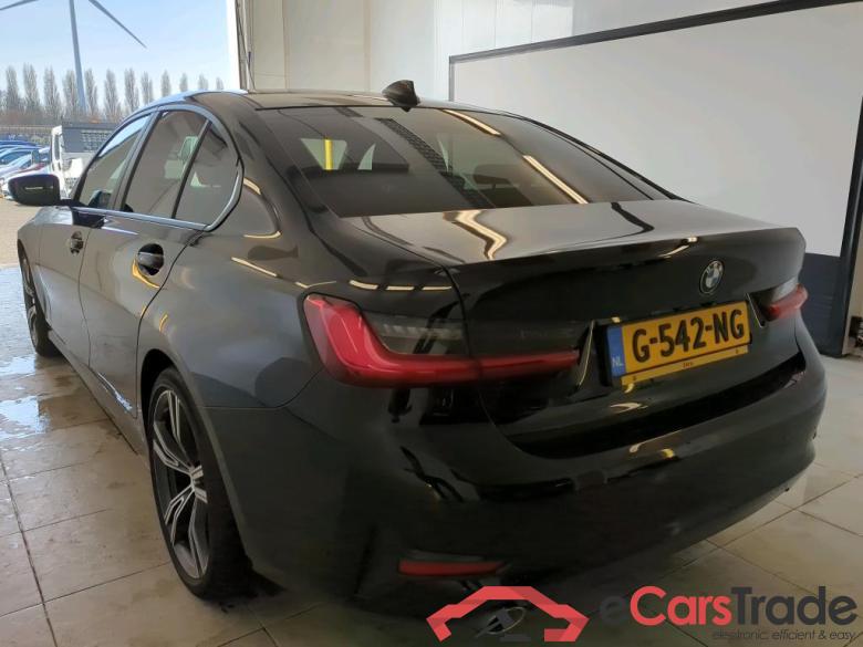 BMW 3-serie 318d Executive Ed. #4