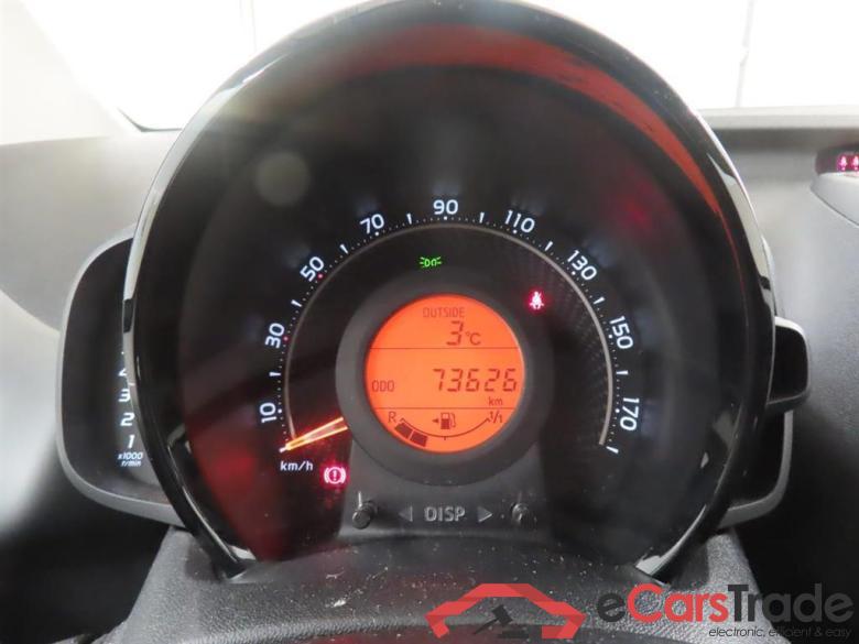 TOYOTA Aygo 1.0 VVT-i x-joy #4