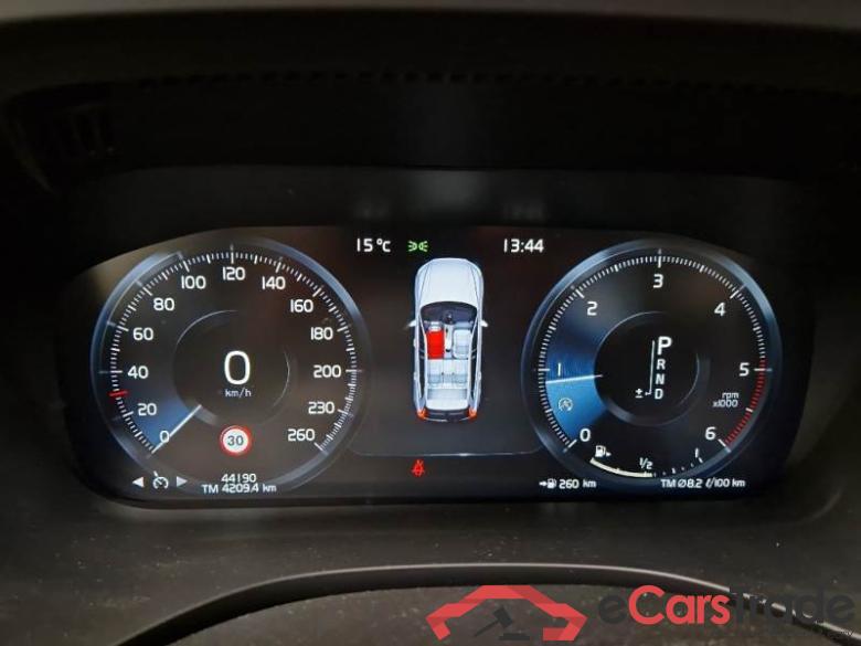 Volvo 155 VOLVO XC60 / 2017 / 5P / SUV D4 GEARTR. BUSINESS #4