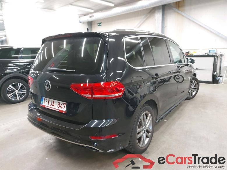 VOLKSWAGEN - VW  TOURAN TDi 115PK DSG Highline R Line Exterior & Nav Discover Media & Business Pack & PDC #1