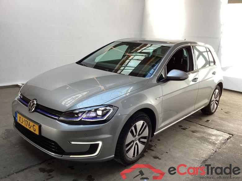 VOLKSWAGEN e-Golf e-Golf