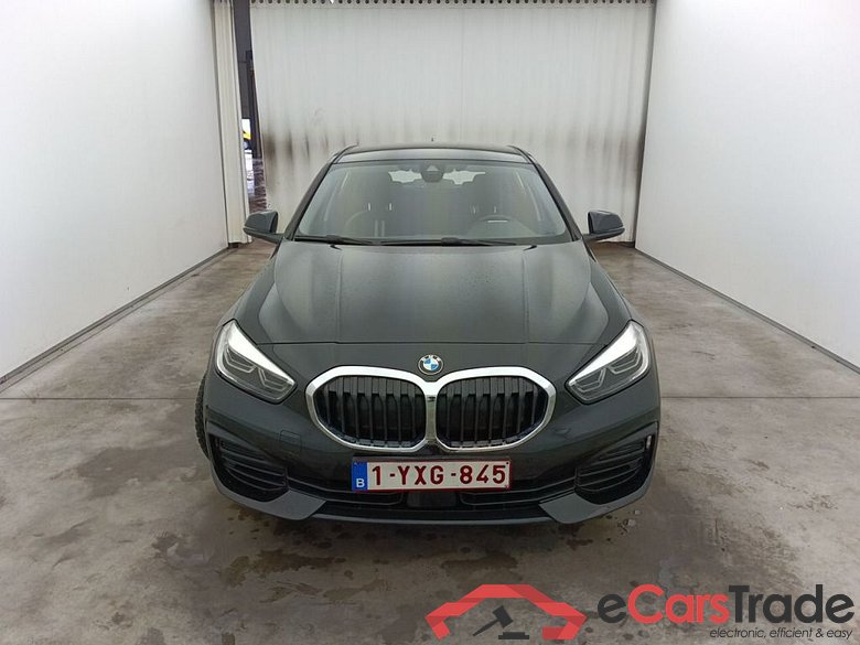 BMW 1 Reeks Hatch 118iA (100 kW) 5d #1