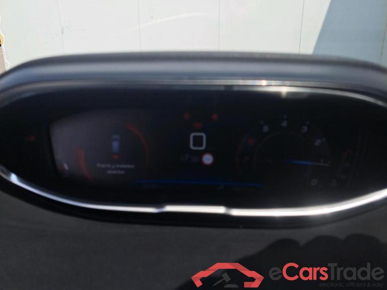 Peugeot 1.2 PURETECH 96KW (130CV) ACTIVE S&S 3008 Active 1.2 PureTech 130CV MT6 E6 #4