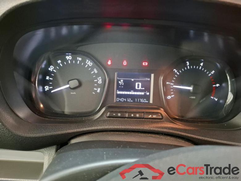 Opel 2.0 Diesel 120 ch Ptac aug L2 Pack clim OPEL Vivaro / 2019 / 4P / Fourgon tôlé 2.0 Diesel 120 ch Ptac aug L2 Pack clim #6