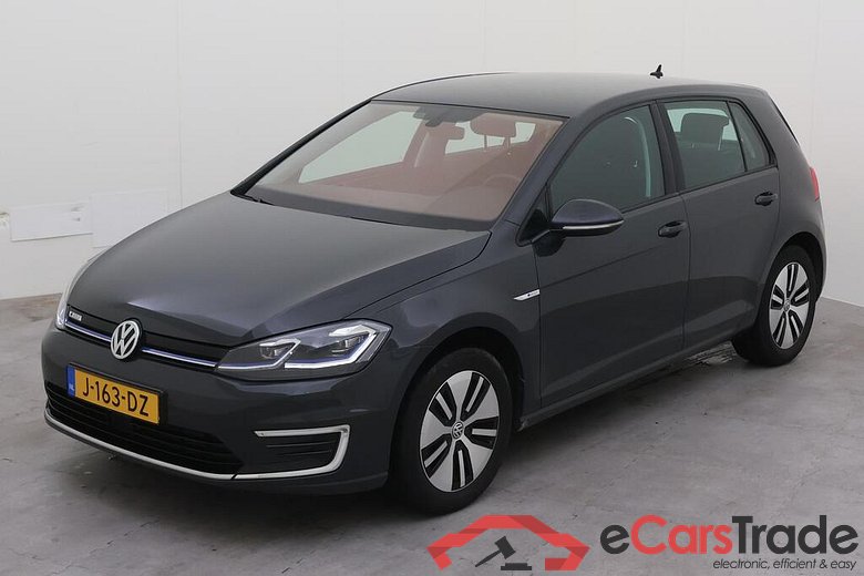 VOLKSWAGEN e-Golf  #1