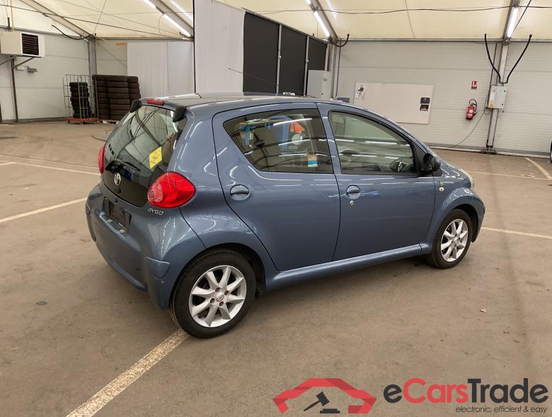 TOYOTA Aygo Aygo 1.0i VVT-i #2