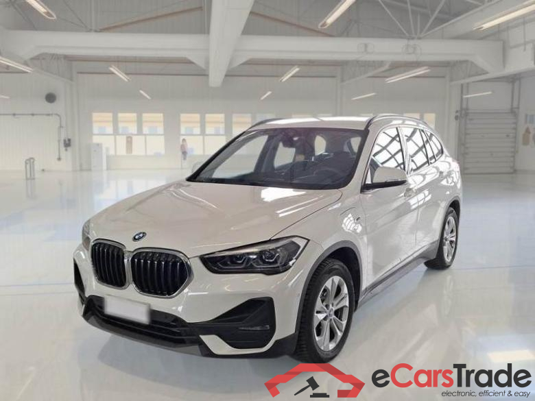BMW 25E BUS BMW X1 / 2019 / 5P / SUV XDRIVE 25E BUSINESS ADVANTAGE AUTOMATICO