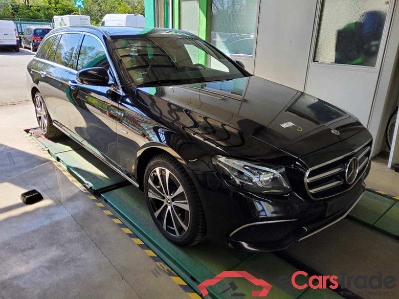 Mercedes-Benz E -Klasse T-Modell (BM 213)(06.2016->) DE - Kb5 E 300 de EU6d-T, T de Avantgarde (EURO 6d-TEMP), 2018 - 2020 #2