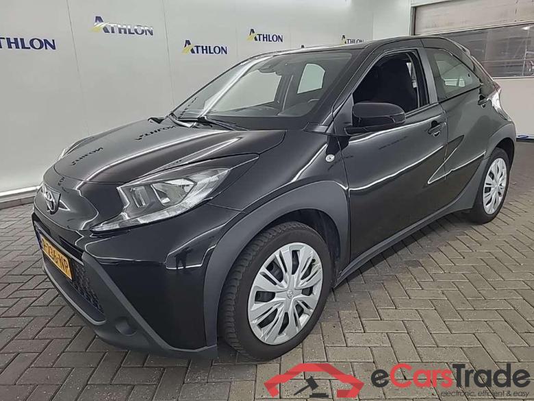 TOYOTA Aygo X 1.0 VVT-I MT play 5D 53kW #1