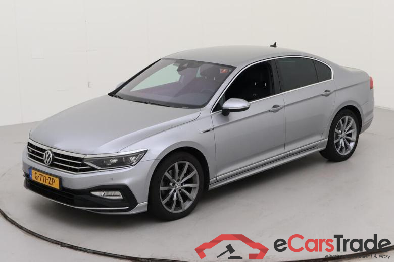 VOLKSWAGEN PASSAT 110 kW