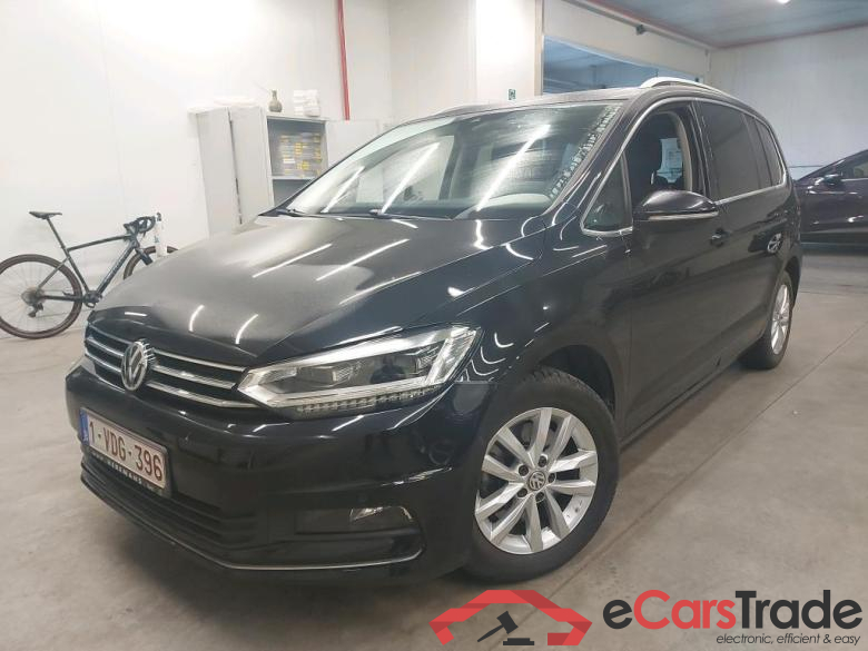 VOLKSWAGEN - VW  TOURAN TDi 115PK DSG Highline Pack Business Plus & Lane Assist & Easy Open & Nav Disvover Media & Park Assist & Foldable Trailer Hook