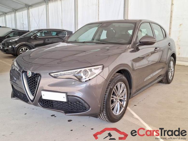 AlfaRomeo 2.2 BUS ALFA ROMEO STELVIO / 2017 / 5P / SUV 2.2 TURBO DIESEL 190CV BUSINESS AT8 Q4