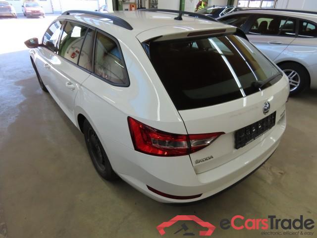 Skoda Superb Wagon ´15 Superb Combi Active 2.0 TDI 110KW AT7 E6dT #2