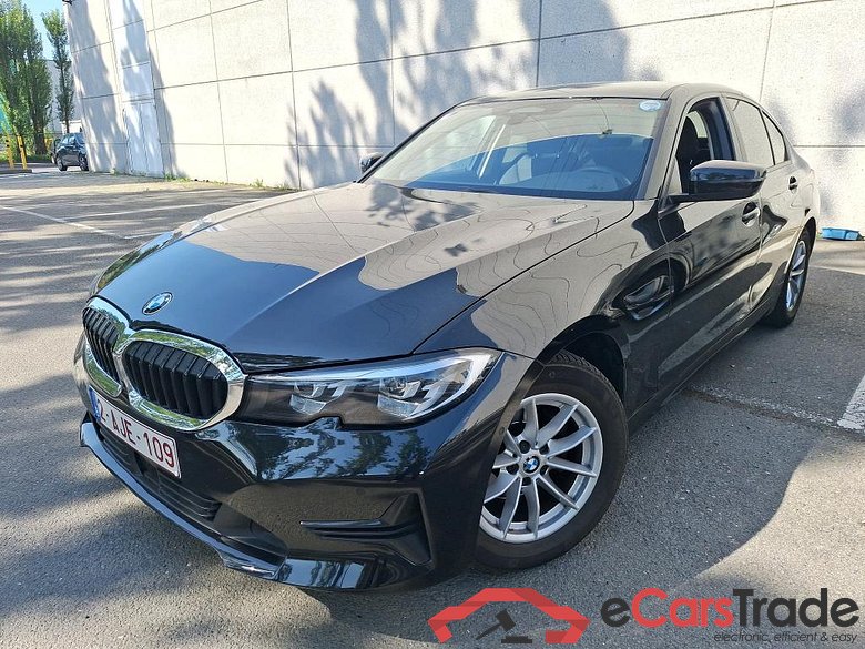 BMW - BMW 3 BERLINE 318iA 156PK Advantage Pack Business Plus With Heated Seats & Driving Assistant Professional * PETROL *