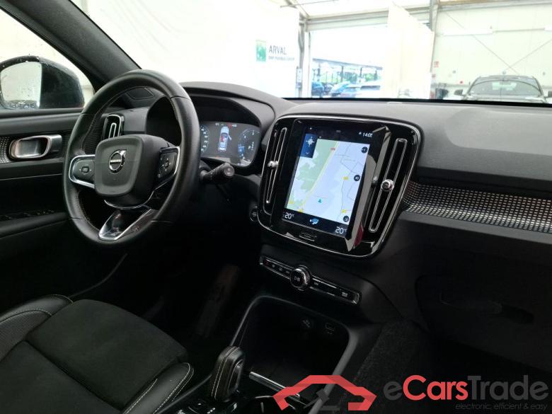 Volvo D4 AWD AdBlue 190 Geartro 8 RDesign VOLVO XC40 5p SUV D4 AWD AdBlue 190 Geartro 8 RDesign #5