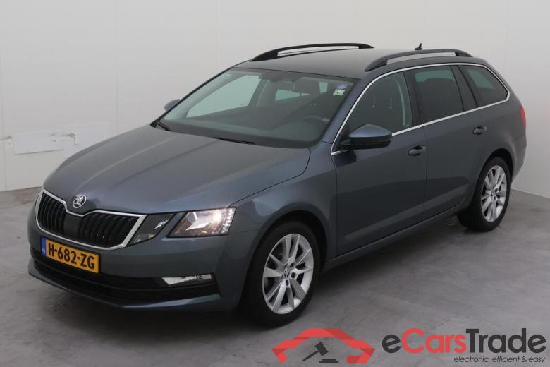SKODA Octavia Combi 85 kW #1