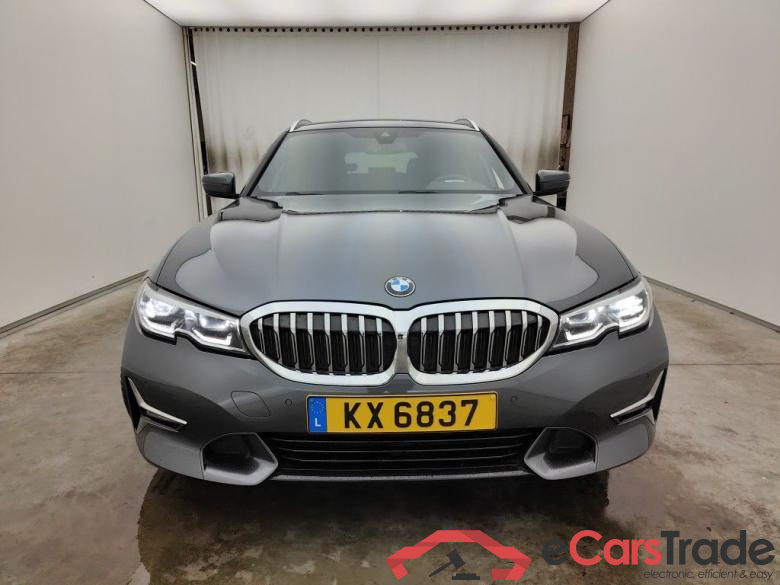 BMW 3 TOURING DIESEL - 2019 330 dXA 286 MHEV AdBlue 5d