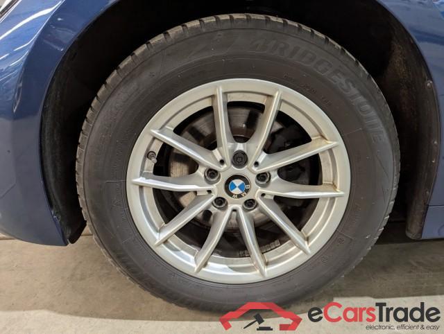 BMW 3-Serie ´18 Baureihe 3 Lim. 320 i Advantage 2.0 135KW AT8 E6d #6