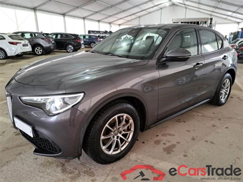 AlfaRomeo 33 ALFA ROMEO STELVIO / 2017 / 5P / SUV 2.2 TURBO DIESEL 190CV AT8 RWD BUSINESS #1