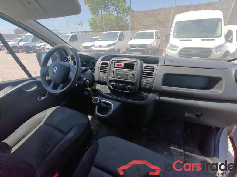 Renault Furgón 27 L1H1 Energy BluedCi 88 kW RENAULT Trafic / 2019 / 4P / furgón Furgón 27 L1H1 Energy BluedCi 88 kW  Isotermo + Equipo de frio #3